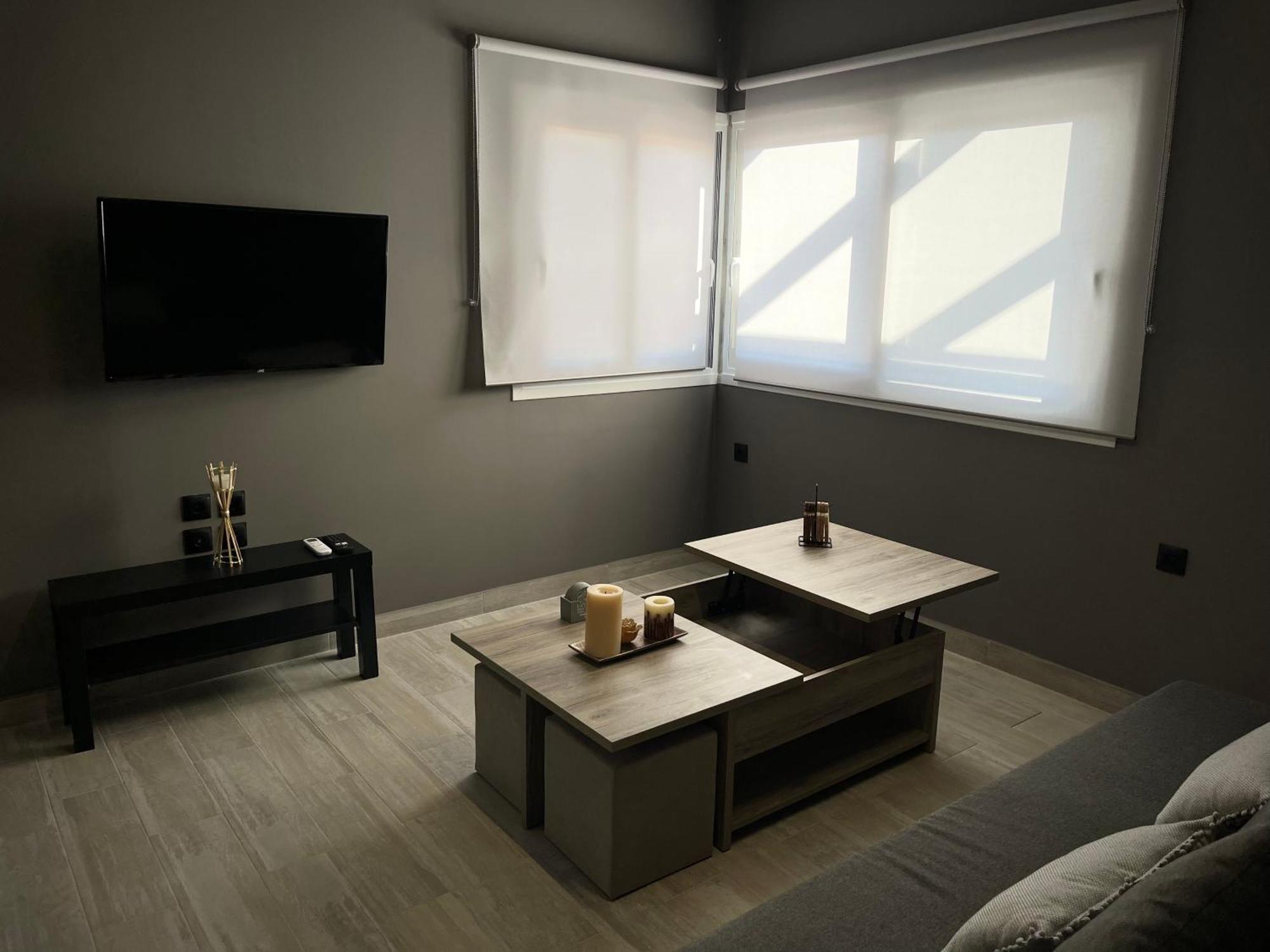 Joannas Airport Luxury Rooms Artemida  Exterior photo