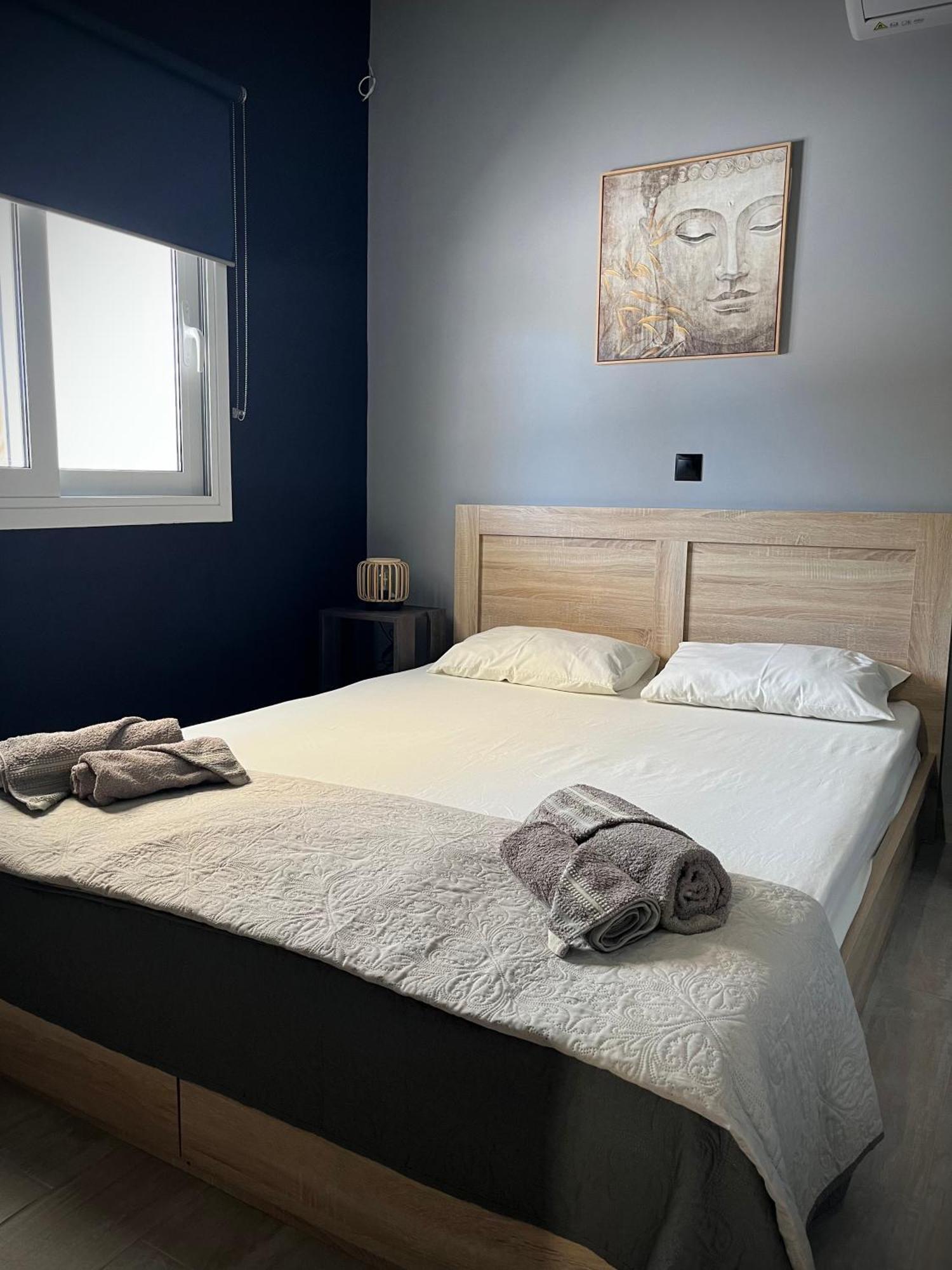 Joannas Airport Luxury Rooms Artemida  Exterior photo